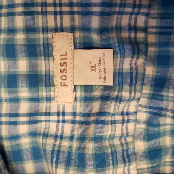 Fossil button down shirt - Picture 3 of 5